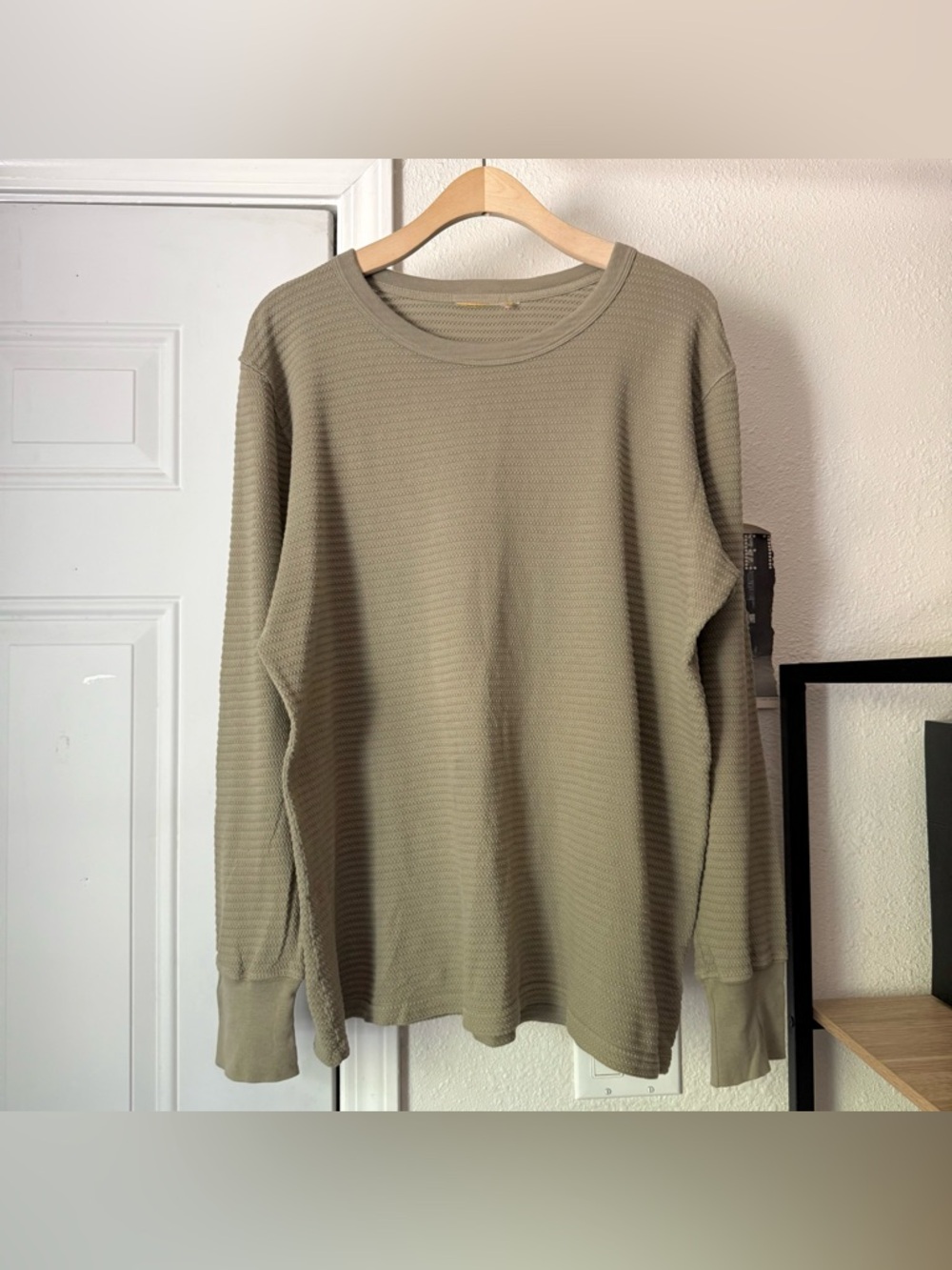 BIG BUD PRESS sage olive green waffle thermal crew knit long sleeve tee shirt
